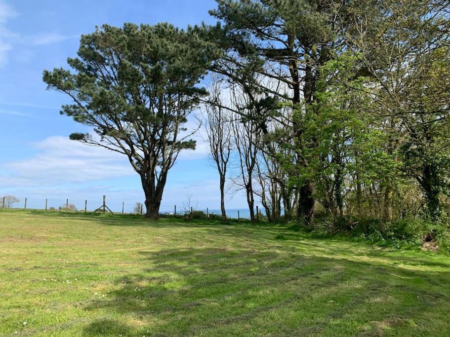 Little Bream - Pretty Cosy Cottage, Sea Views, Walk To The Beach Mawnan Smith Exterior photo